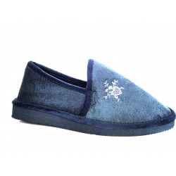 Closed Blue slippers