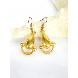Handmade gold metal earrings