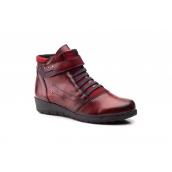 5681 Bordeaux leather boots...