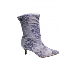 Elastic ankle boots in grey...