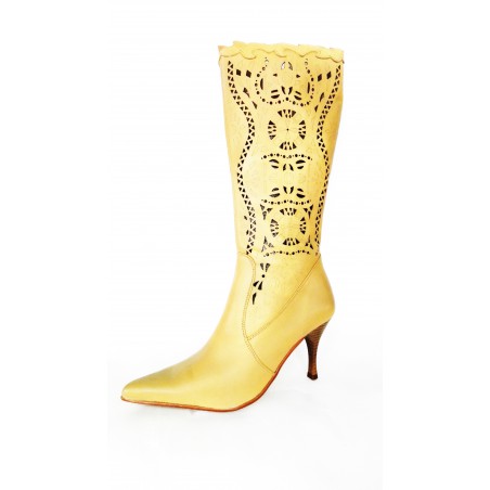 Matador 502990 Openwork beige leather boots thin heel