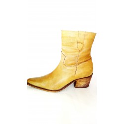 Cowboy camel leather ankle...