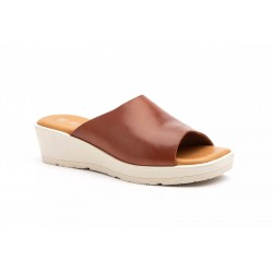 2211 Leather clogs