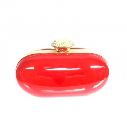 Shell bag in red patent...