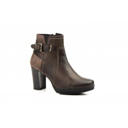 8204  Leather boots Women...