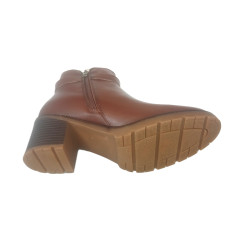 FLEXPIES Brown leather boots,zipper, light, rubber sole, non slip, good grip