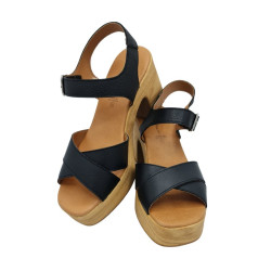 black leather sandals, women's mid-heel sandals, footwear made in Spain, Rodri sandals