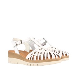 Sandalia de piel de tiras con cuña media, cierre de hebilla, Marila