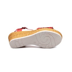 Sandalia de piel blanca, marrón y rojo, plantilla confort, Cuña y plataforma, cierre de helibba, suela antideslizante