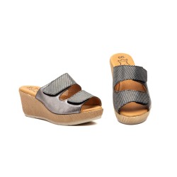 Leather wedge sandals with gel insole, and velcro