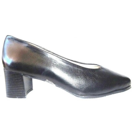 Special wide leather shoe with heel, Pember