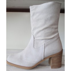 White suede leather ankle...
