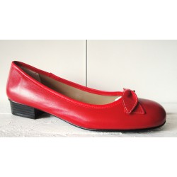 Red leather flats 42